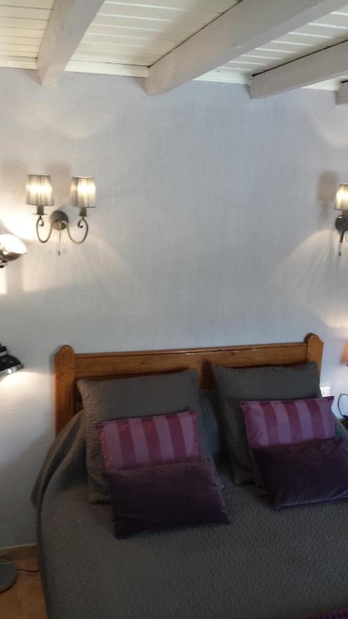 Mas Dansavan Chambres D'Hotes Oppède Kültér fotó